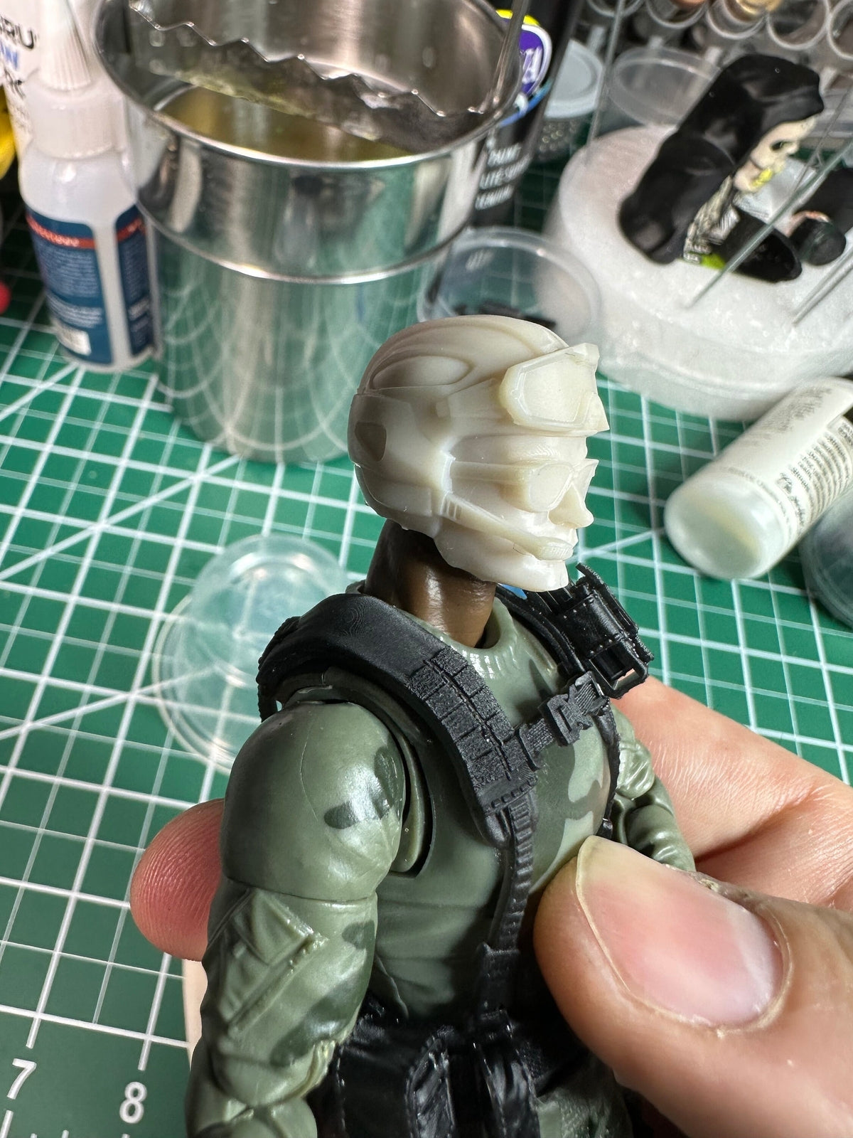 GI Joe Lifeline Medic kit, head, stretcher and case GI Joe Classified 1/12 scal
