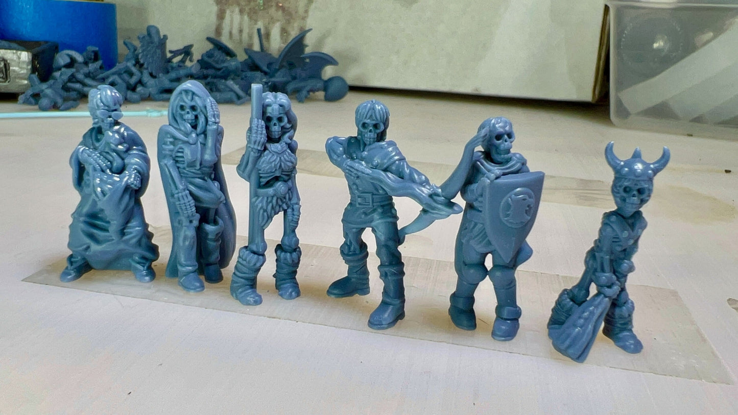DnD Cartoon Show Miniatures Unpainted zombie 33mm Dungeons and Dragons