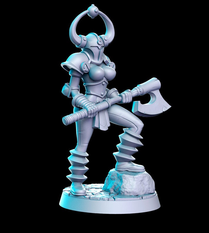 HeroQuest female Chaos Warriors - Miniatures Unpainted 32mm Dungeons and Dragons